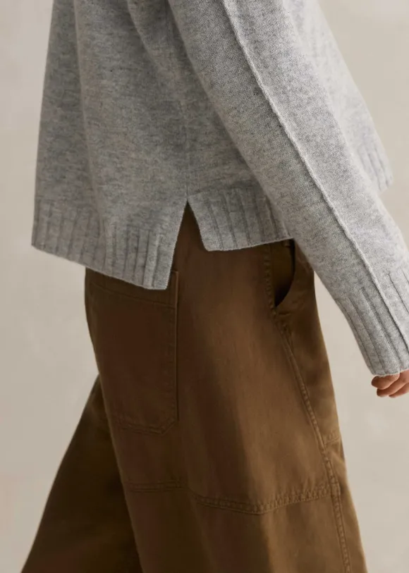Cashmere Relaxed V-Neck Jumper