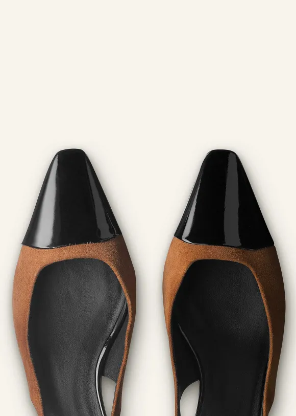 Chisel Toe Wedge Slingback