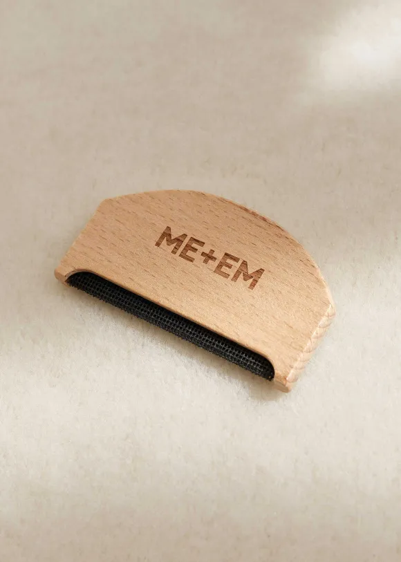 Knitwear Comb