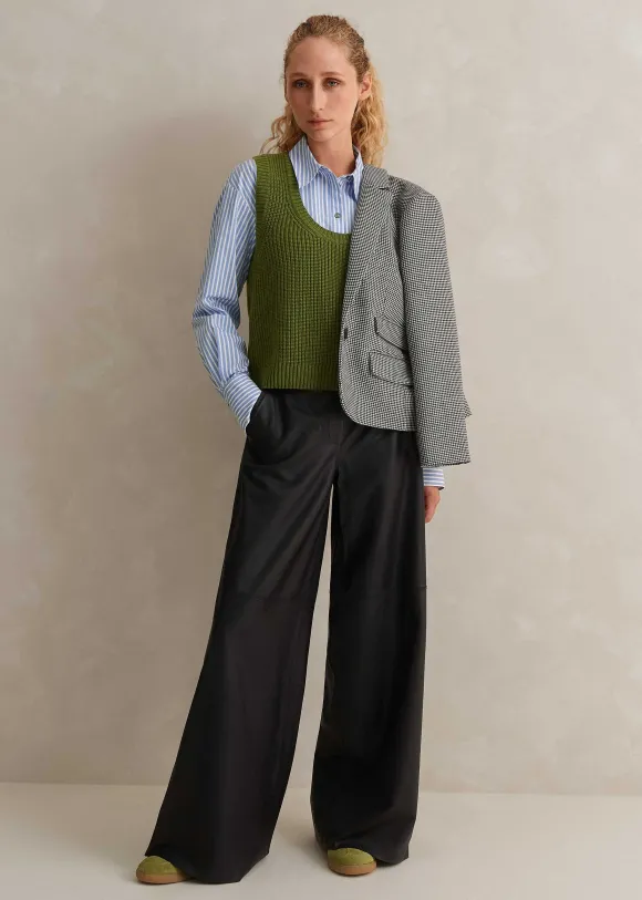 Merino Cashmere Ribbed Scoop Neck Vest