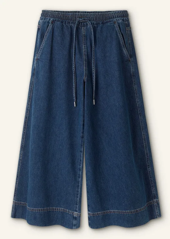 Pull-On Travel Jean