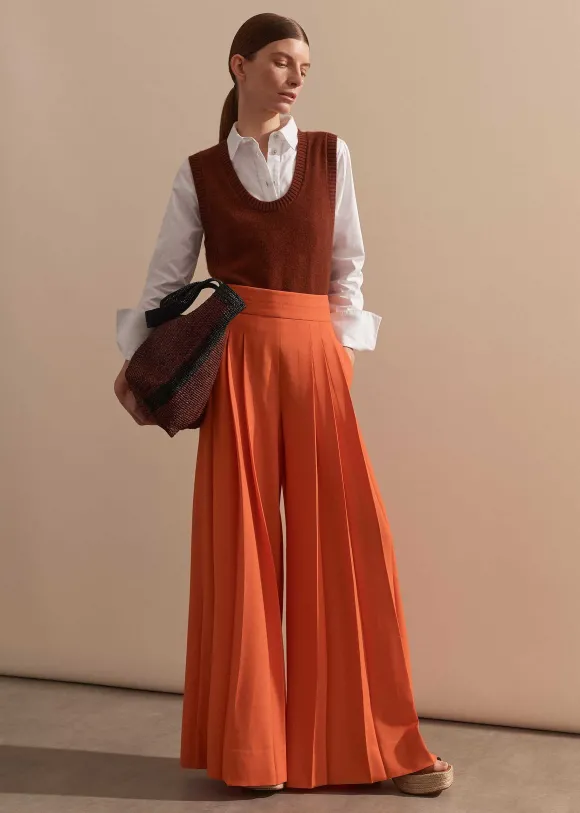 Pure Cashmere Scoop Neck Vest