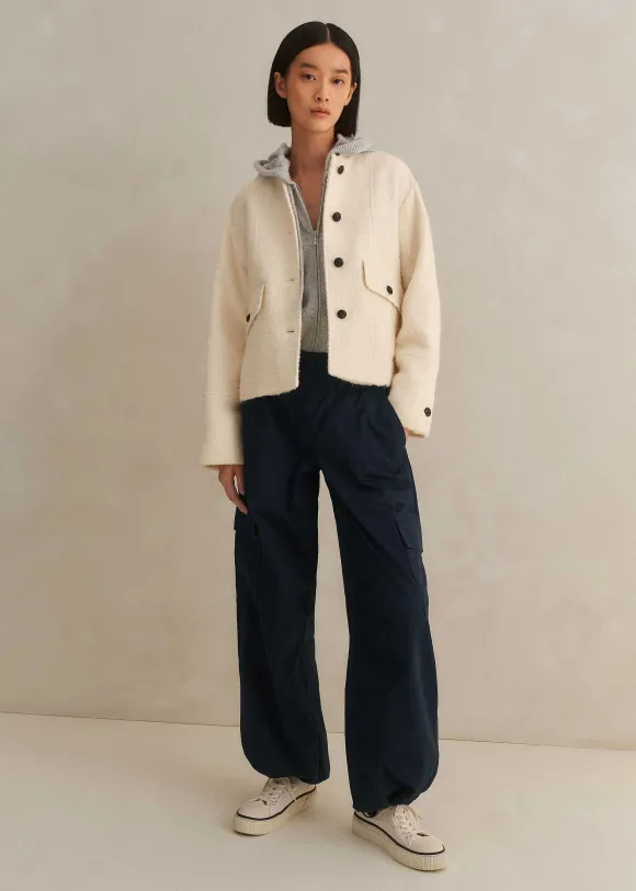 Relaxed Low-Rise Cargo Trouser