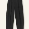 Rib Waist Fluid Tapered Trouser