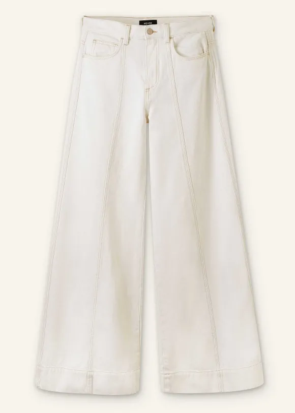 Seam Front Wide-Leg Flare Jean