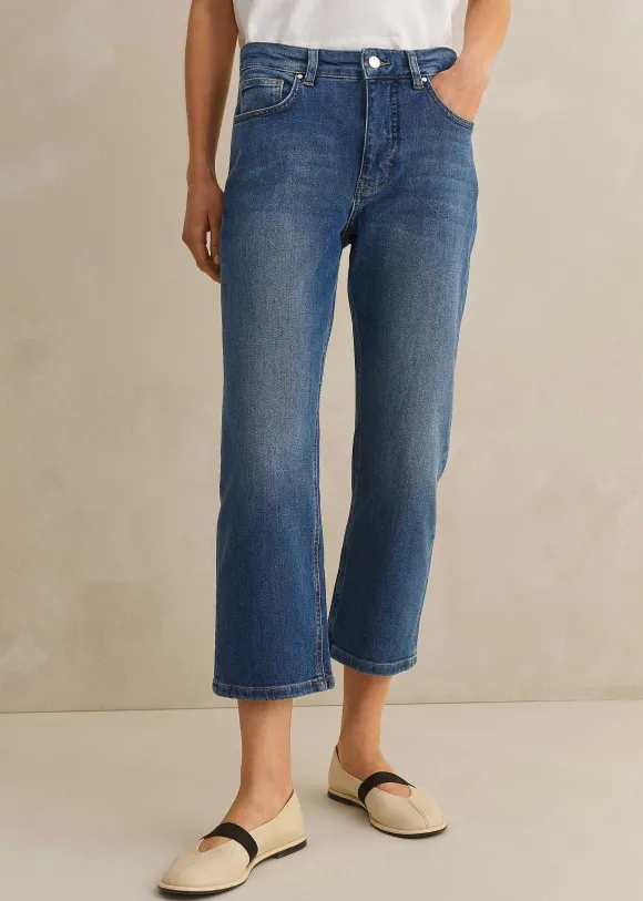 Short Authentic Slim Crop Jean