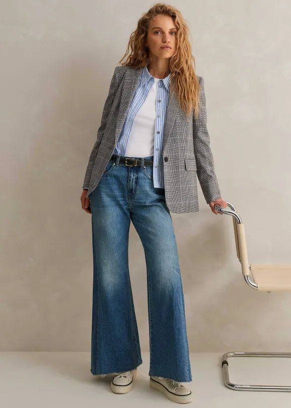 Short Length Split Seam Flare Jean