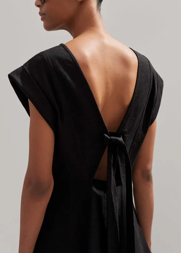 Tailored Flare Midi Dress