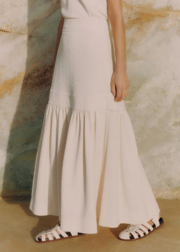Textured High-Waisted Maxi Skirt