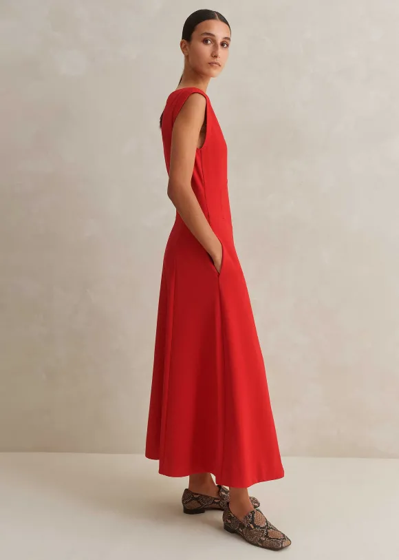 Travel Tailoring Boat Neck Midi Dress